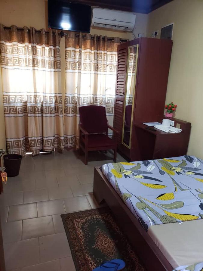 Britannia Hotel Cmr Yaounde Bagian luar foto