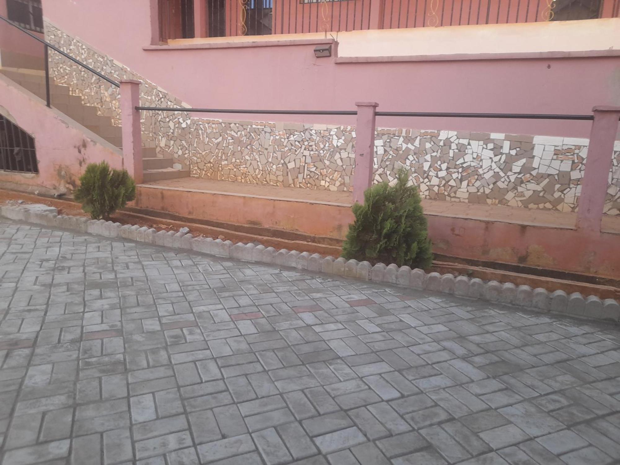 Britannia Hotel Cmr Yaounde Bagian luar foto